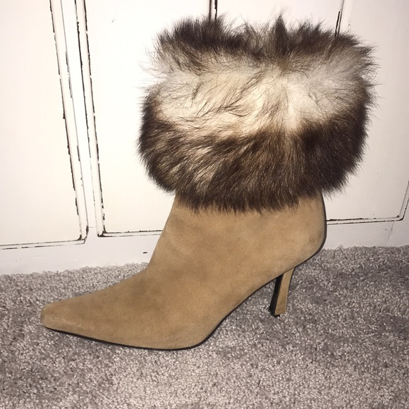 Fur cuff booties Stuart Weitzman - Picture 2 of 8